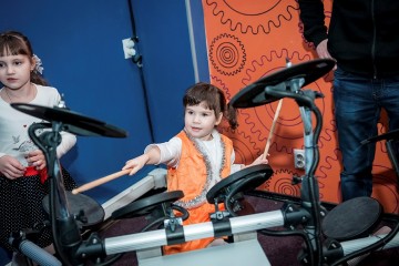 Электронная барабанная установка